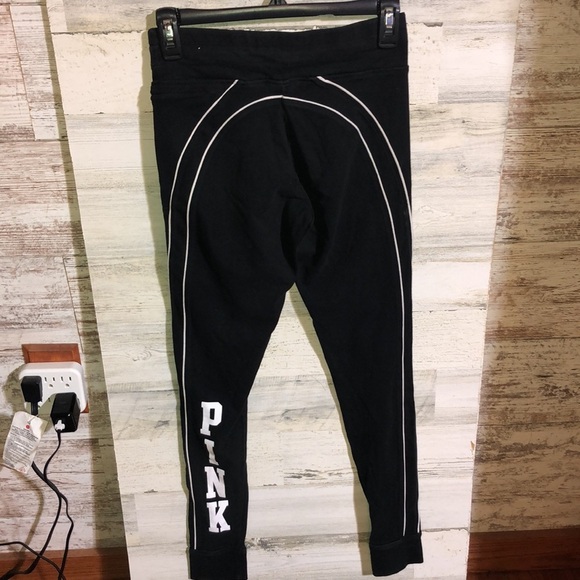 Pink Victoria’s Secret leggings yoga style pants size small black and white​​ - Picture 4 of 5